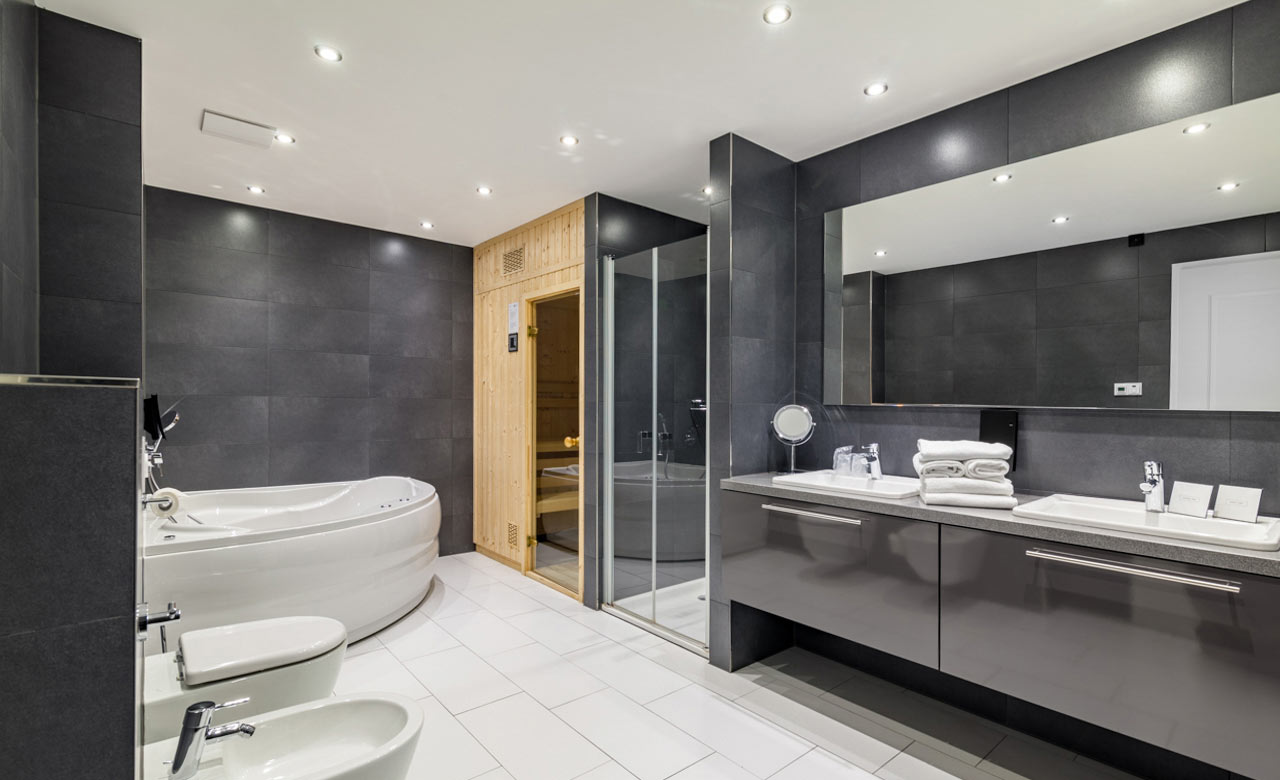 2-zimmer-komfort-badezimmer-sauna